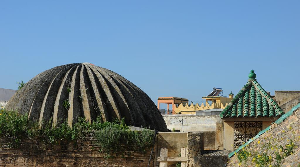 Riad Atika Mek Meknes Bagian luar foto