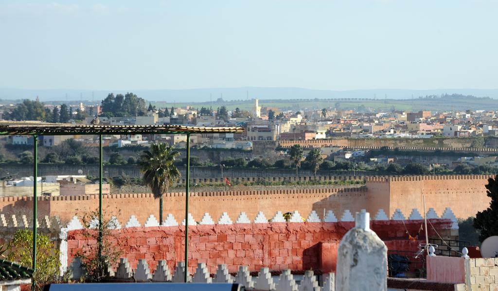 Riad Atika Mek Meknes Bagian luar foto