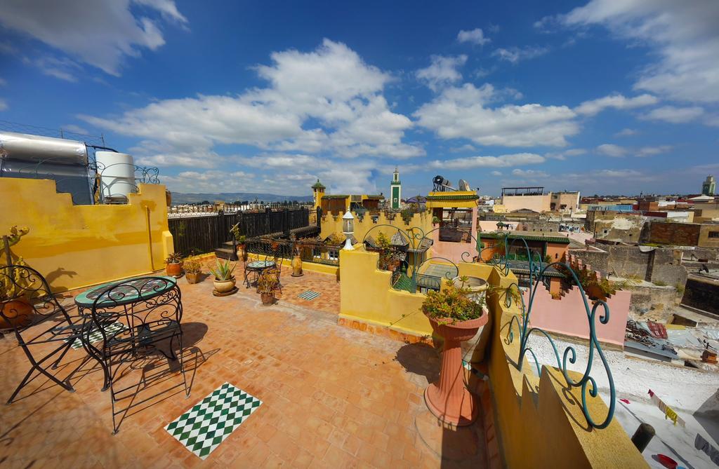 Riad Atika Mek Meknes Bagian luar foto